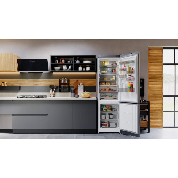 Холодильник-морозильник Hotpoint HT 9201I MX O3 Холодильник-морозильник Hotpoint HT 9201I MX O3