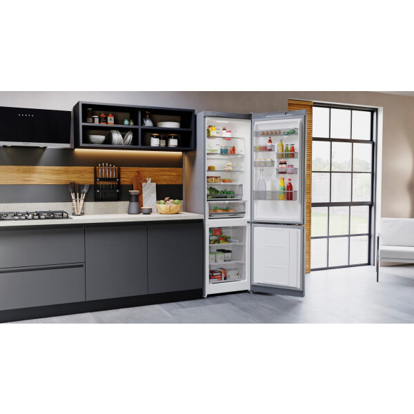 Холодильник-морозильник Hotpoint HT 8201I MX O3 Холодильник-морозильник Hotpoint HT 8201I MX O3