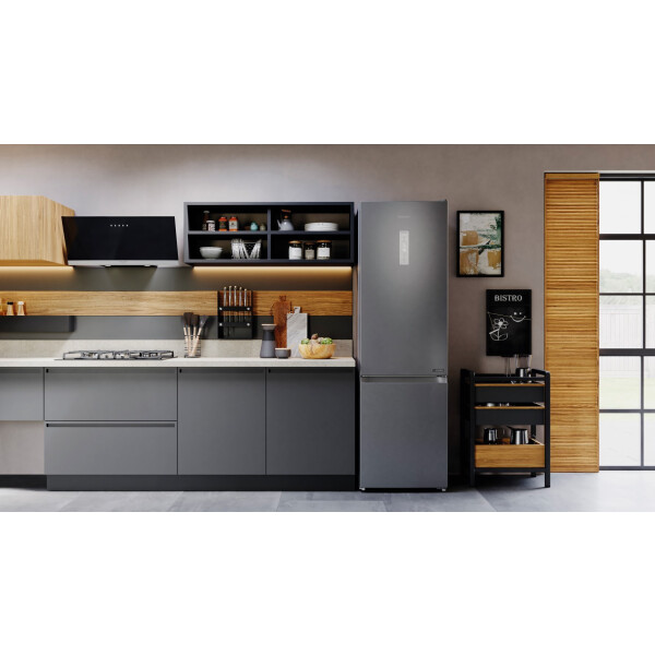 Холодильник-морозильник Hotpoint HT 8201I MX O3 Холодильник-морозильник Hotpoint HT 8201I MX O3