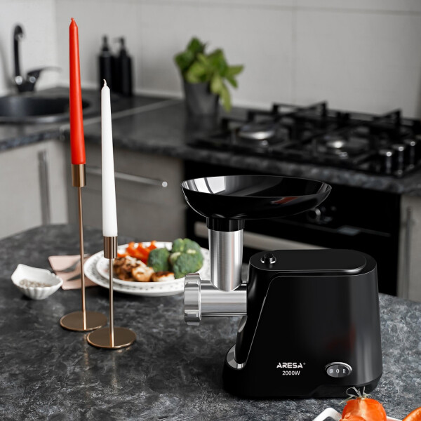 Мясорубка Aresa AR-2104 Мясорубка Aresa AR-2104