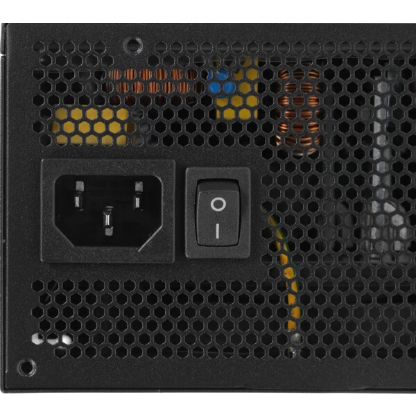 Блок питания Gigabyte P650SS Блок питания Gigabyte P650SS