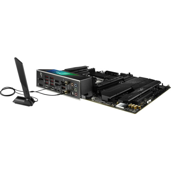 Материнская плата ASUS ROG Strix X670E-F Gaming WiFi Материнская плата ASUS ROG Strix X670E-F Gaming WiFi