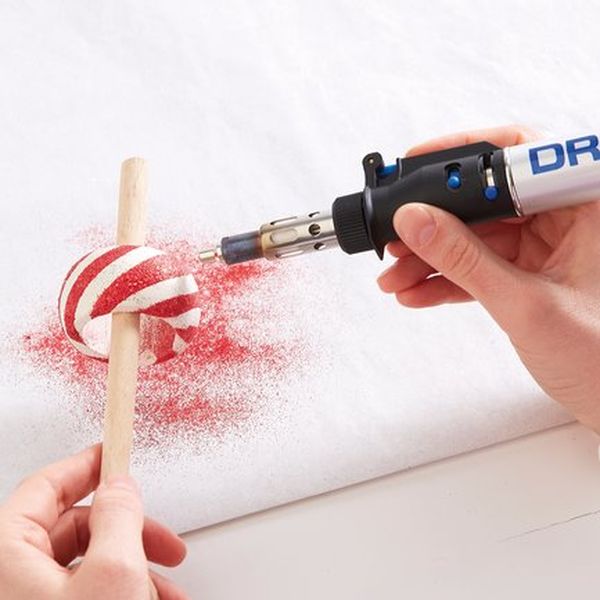 Паяльник Dremel VersaTip 2000-6 KE Паяльник Dremel VersaTip 2000-6 KE