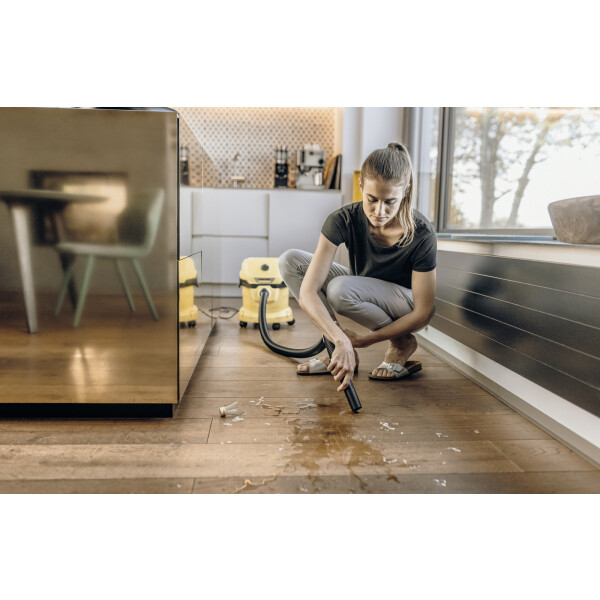 Пылесос Karcher WD 2 Plus V-12/4/18 (YYY) (1.628-000.0) Пылесос Karcher WD 2 Plus V-12/4/18 (YYY) (1.628-000.0)