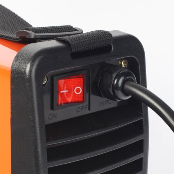 Сварочный инвертор Patriot Max Welder DC-160 Сварочный инвертор Patriot Max Welder DC-160
