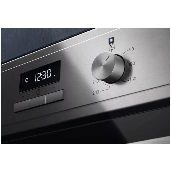 Электрический духовой шкаф Electrolux EOF3H50BX Электрический духовой шкаф Electrolux EOF3H50BX