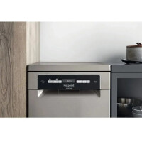 Посудомоечная машина Hotpoint-Ariston HSFO 3T223 WC X Посудомоечная машина Hotpoint-Ariston HSFO 3T223 WC X