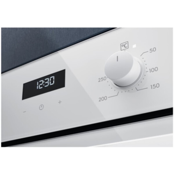 Духовой шкаф ELECTROLUX EOF5F50BV Духовой шкаф ELECTROLUX EOF5F50BV