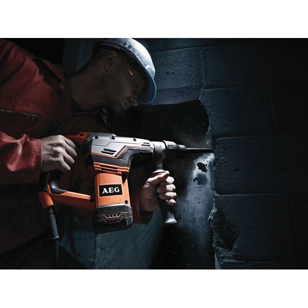 Отбойный молоток AEG Powertools MH 5 G (4935443170) Отбойный молоток AEG Powertools MH 5 G (4935443170)