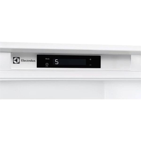 Холодильник Electrolux ERN93213AW Холодильник Electrolux ERN93213AW