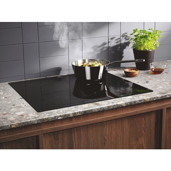 Варочная панель Electrolux LIL61424C Варочная панель Electrolux LIL61424C