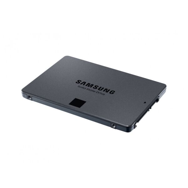 Накопитель SSD Samsung 870 QVO 1TB (MZ-77Q1T0BW) Накопитель SSD Samsung 870 QVO 1TB (MZ-77Q1T0BW)