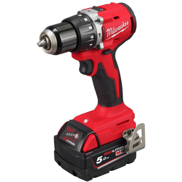 Дрель-шуруповерт Milwaukee M18 M18BLPDRC-502C 4933492826 (с 2-мя АКБ 5 Ач, кейс) Дрель-шуруповерт Milwaukee M18 M18BLPDRC-502C 4933492826 (с 2-мя АКБ 5 Ач, кейс)