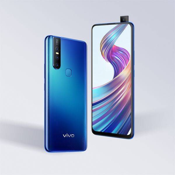 Смартфон vivo V15 6Gb/64Gb голубой топаз Смартфон vivo V15 6Gb/64Gb голубой топаз