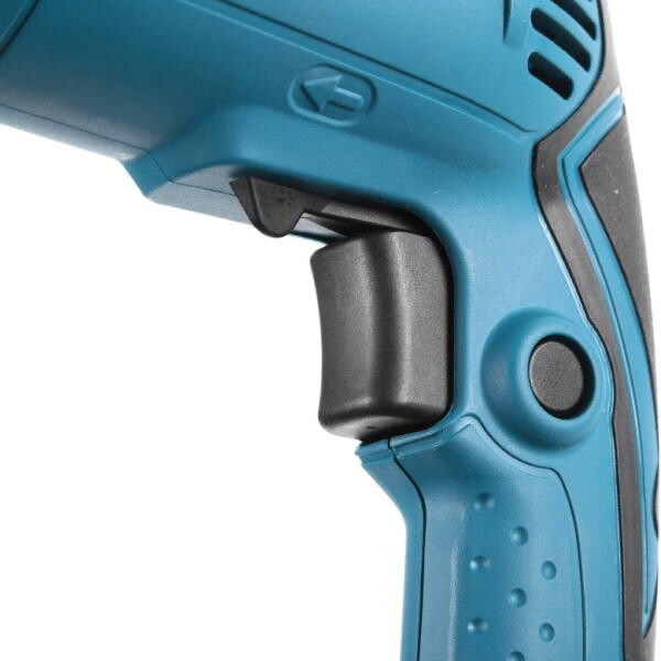Дрель ударная MAKITA HP1630K Дрель ударная MAKITA HP1630K