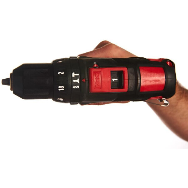 Дрель-шуруповерт Milwaukee M12 BPD-202C 4933441940 (с 2-мя АКБ, кейс) Дрель-шуруповерт Milwaukee M12 BPD-202C 4933441940 (с 2-мя АКБ, кейс)