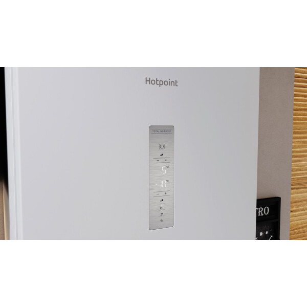 Холодильник-морозильник HOTPOINT HT 8201I W O3 Холодильник-морозильник HOTPOINT HT 8201I W O3