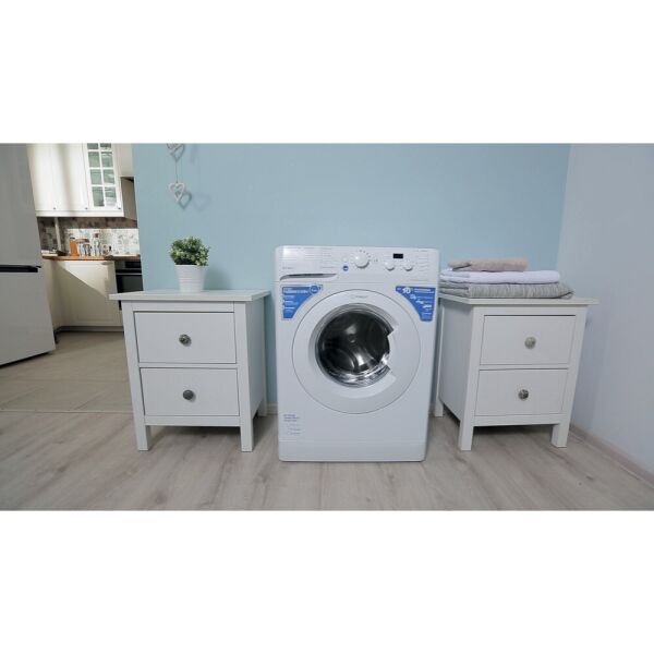Стиральная машина Indesit BWSD 51051 BY Стиральная машина Indesit BWSD 51051 BY