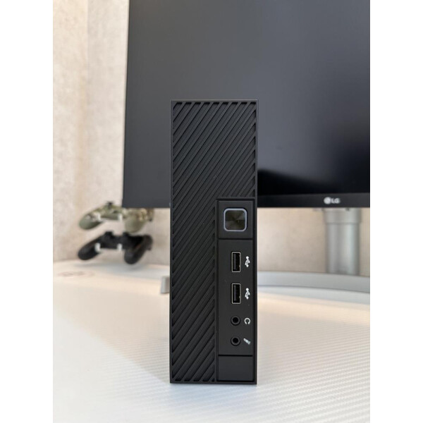 Компьютер Jet Office 3i8100D8SD12VGAM1W1 Компьютер Jet Office 3i8100D8SD12VGAM1W1