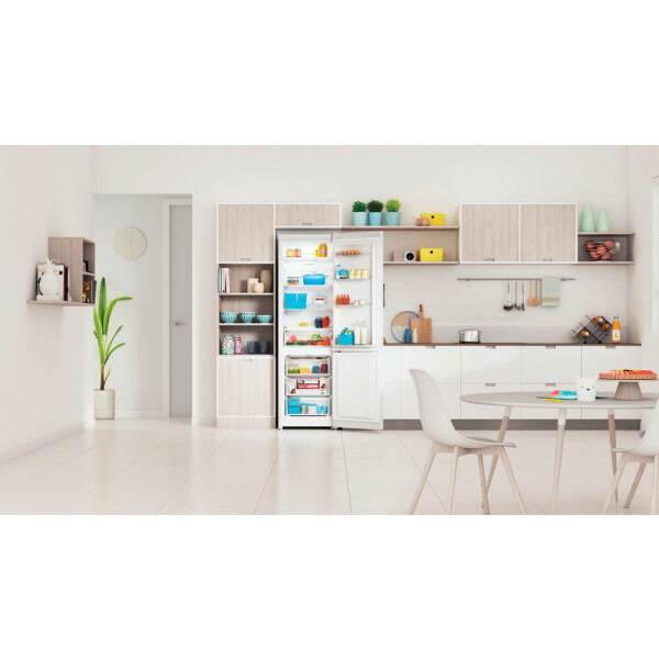 Холодильник Indesit ITS 5200 W Холодильник Indesit ITS 5200 W