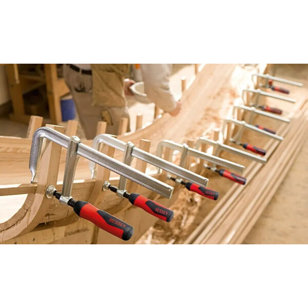 Струбцина цельнометаллическая Bessey GZ25-2K Струбцина цельнометаллическая Bessey GZ25-2K